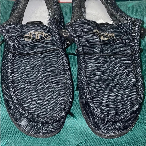 Hey Dude Black and Gray Loafers with Flexible Sole and Moccasin Design - Picture 4 of 12